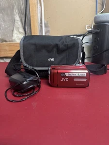 JVC GZ-MS230ru Everio GZ  Dual Memory 45x Zoom HD Camcorder W/ Charger Tested - Picture 1 of 8
