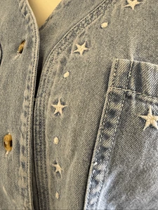 Solutions Women’s 90s vintage denim 100% cotton button up star embroidered blue - Picture 1 of 6