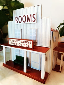 Little House on the Prairie miniature Walnut Grove Post Office Rooms - Poste - Foto 1 di 11