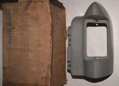 NOS* 1972 PONTIAC BONNEVILLE GRANDVILLE LH FRONT FENDER EXTENSION 484090  NEW GM - Image 1 of 4