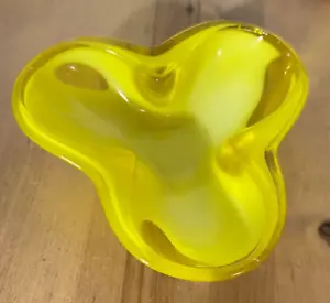 Sasaki Slag Glass Clover Shape Dish Ashtray Canary Yellow Cadmium Orange Glow - Picture 1 of 17