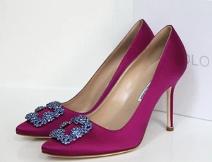 sz 8.5 / 39 Manolo Blahnik Pink Satin Brooch Hangisi Crystal Buckle Pump Shoes - Picture 1 of 11