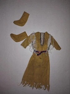 Barbie Outfit Nativa Indiana Vintage - Foto 1 di 1