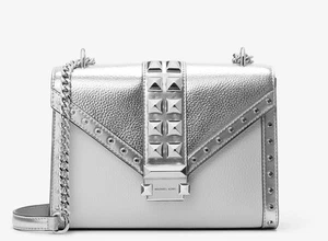 Borsa a tracolla media con borchie Whitney bianca e argento nuova con etichetta tracolla - Foto 1 di 6