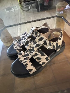 Cole Haan Sandals Womens Size 7.5 Black Animal Print Strappy Grand 360 W26891 - Picture 1 of 14