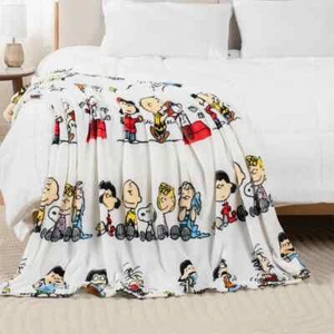 Berkshire Blanket~ Licensed Peanuts® Gang VelvetLoft Cuddly Throw (55"x70") -NIB - Picture 1 of 9