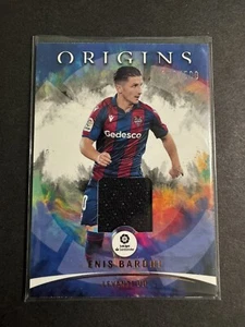 2021-22 Panini Cronache La Liga /500 Enis Bardhi #90 Origini Memorabilia Patch - Foto 1 di 2