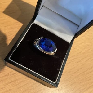 SILVER PLATED BLUE STONE RING SIZE O - Picture 1 of 9