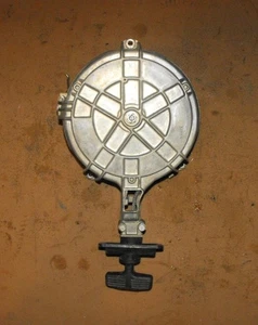 Nissan Tohatsu Starter Case Housing Assembly PN 345051051 Fits 1996 & Up  - Bild 1 von 2