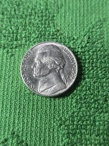 1974 P Jefferson Nichel Circolato - Foto 1 di 2