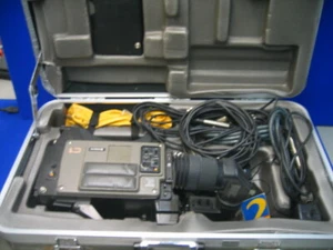 Hitachi FP-C1U Color Camera W/ Hard Carry Case & Cables - Picture 1 of 1