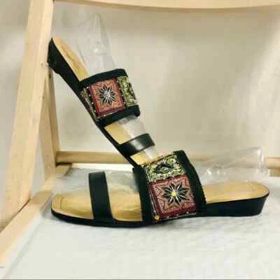 Сандалии Tahari папоротник на танкетке размер 9 M черная ткань с вышивкой - Изображение 1 из 4