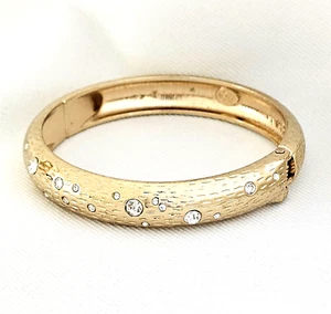 Premier Designs Rhinestone Bangle Bracelet Latching Textured Gold Tone Jewelry - Picture 1 of 4