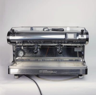 Nuova Simonelli Aurelia WAVE Digit T3 2 Group Auto Steam Espresso Machine - Image 1 of 4