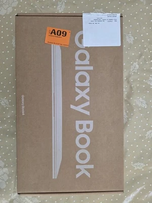 💻 Samsung Galaxy Book4 15.6" (Intel Core i3-1315U, 8GB RAM, 256GB SSD) – NUOVO - Immagine 1 di 4