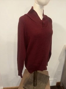 Vintage women’s sweater 1960s. Size Medium Maroon/red Soft Warm! - Picture 1 of 11