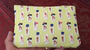 New! Ipsy Glam Bag Makeup Case June 2020 Beach Sun Bathers Print Yellow bag only - Picture 1 of 2