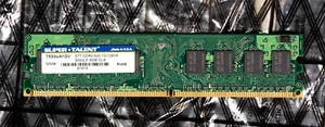 T533UA1GV Super Talent 1GB PC2-4200 DDR2-533MHz non-ECC Unbuffered CL4 240-Pin D - Picture 1 of 2