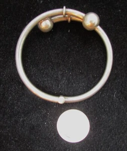 VINTAGE MEXICAN CUFF BRACELET WITH LOCKING FIXED BALLS STERLING - Picture 1 of 5