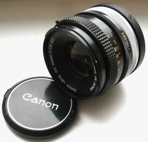 Canon Lens FD 50mm 1:1.8 SC Made in Japan - Picture 1 of 10