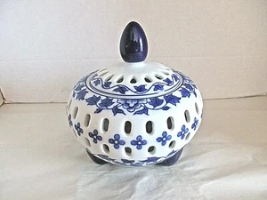 * Bombay Incense Burner Blue & White 6" in Diameter - Picture 1 of 5