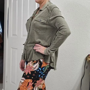 Damen Free People Brusttaschen Militär Kragen Langarm Knopfleiste Grün XS - Bild 1 von 11