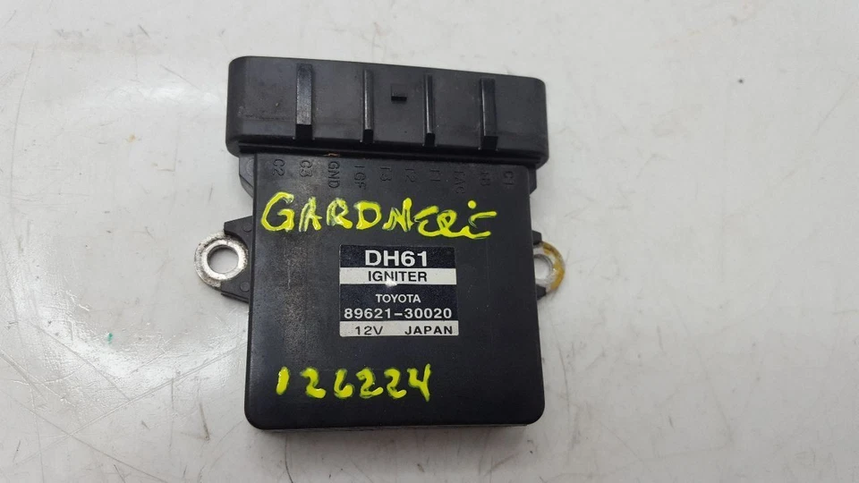 Ignitor Fits 1998-2005 Lexus GS300 or 2001-2005 Lexus IS300  89621-30020 - Image 1 of 4