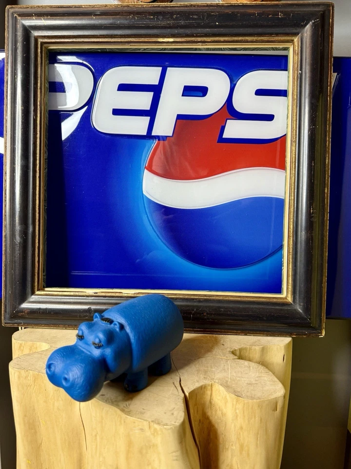 Pippo Huggies “Lines” piccolo formato - Vintage - Immagine 1 di 4