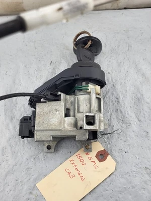 2007-2014 CADILLAC ESCALADE CHEVY/GMC 1500 IGNITION SWITCH & KEY OEM 26086203 - Image 1 of 4