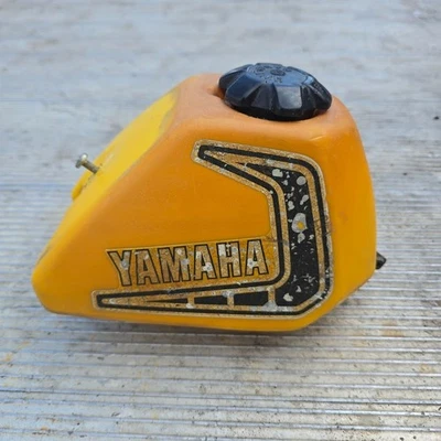 Yamaha PW50 PW 1981 50 Y Zinger con tapa tanque de combustible de gasolina Foto 1 de 4