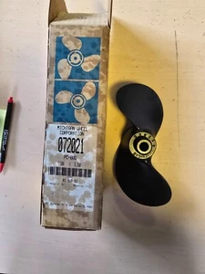 072021 Michigan Wheel  7.5" x 6.25" P Propeller Chrysler/Force 3.5-8hp 9 Spline - Foto 1 di 5
