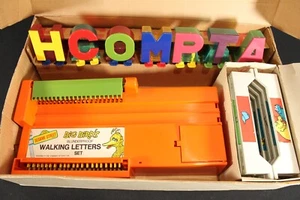 Vintage 1971 Sesame Street Big Bird's Blunderproof Walking Letters Set COMPLETE - Picture 1 of 6