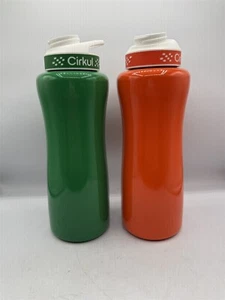 CIRKUL 32OZ GREEN & ORANGE STAINLESS STEEL METAL WATER BOTTLE W/ LID LOT OF 2  - Picture 1 of 7