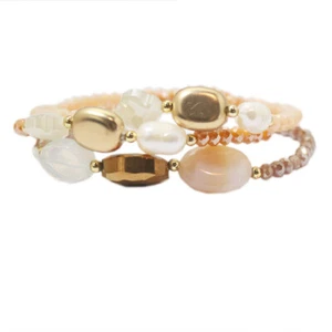Armband 3-reihig mit Perlchen in Nudetönen - Bild 1 von 1