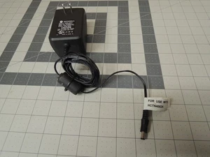 Genuine Motorola 5864200W15 18VDC 900mA Plug In Power Supply 481809OO3NT - Picture 1 of 11
