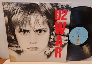 U2 - War 1983 LP 1st Pressing Island 90067-1 Gatefold cover - Picture 1 of 5