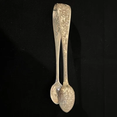 Antigua cuchara pinzas de azúcar Welsh & Bro Repousse de plata esterlina 1828 rara de colección Foto 1 de 4