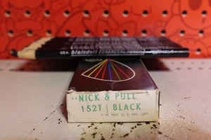 Caja de lápices negros envueltos en papel Blaisdell vintage 10 152-T y 1 carbón 631T - Imagen 1 de 10