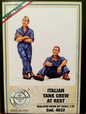 k Model Victoria 1/35 - Cod. 4032 - Carristi Italiani (Seconda Guerra Mondiale)
