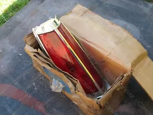 Ford D7OZ-13405-A OEM NOS 1977-1978-1979 Ford LTD II Tail Light - Bild 1 von 8