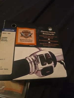 Carcasas de interruptor cromadas Tri-Glide Electra Glide 96-13 OEM NUEVAS EN CAJA Foto 1 de 2