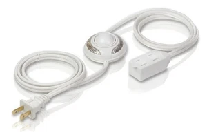 Philips - Multiple Outlet (3) Extension Cord w/ Lighted Foot Switch - White 6 ft - Picture 1 of 2