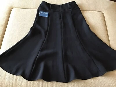 Evan-Picone Women ‘s Skirt  Skort Black Sz 4  NWT - Image 1 of 4