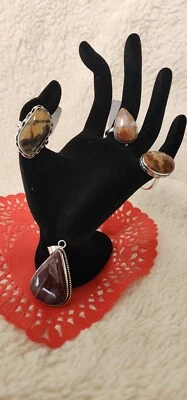 Jewelry Lot: 8.5" Pic Jasper, 10" Moss Agate, 10" Polychrome & Purple Pend – #59 - Image 1 of 4