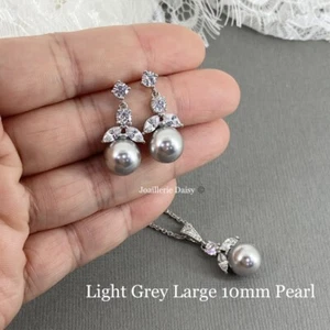 White Gold Light Gray Pearl Floral Necklace Pearl Earring Set Bridal Bridesmaids - Bild 1 von 5