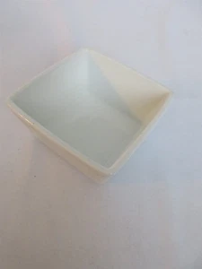 World Tableware SL-44 Slate Bright White 3" Square Plate  - Picture 1 of 4