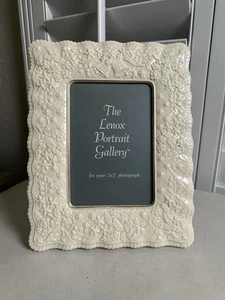 Lenox Wedding Frame Holds 5'' x 7'' Photo - Picture 1 of 8