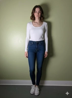 Camisa Top Cyrus Essentials Blanca Sin Mangas Cuello Redondo Línea Talla L Foto 1 de 4