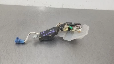 Toyota Land Cruiser 96 1996 OEM conductor puerta trasera izquierda cierre  Foto 1 de 4