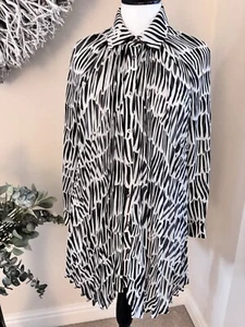 MINT VELVET .. Black & White Chiffon Pleated Blouse Size S - Picture 1 of 8